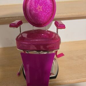 AMERICAN GIRL doll chair. In good condtion. Preowned but still fine